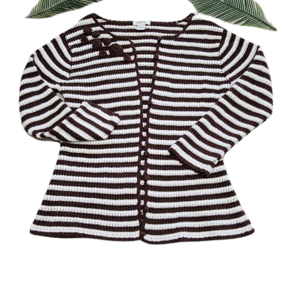 Harold’s Brown White Striped Long Sleeve Cardigan Size M